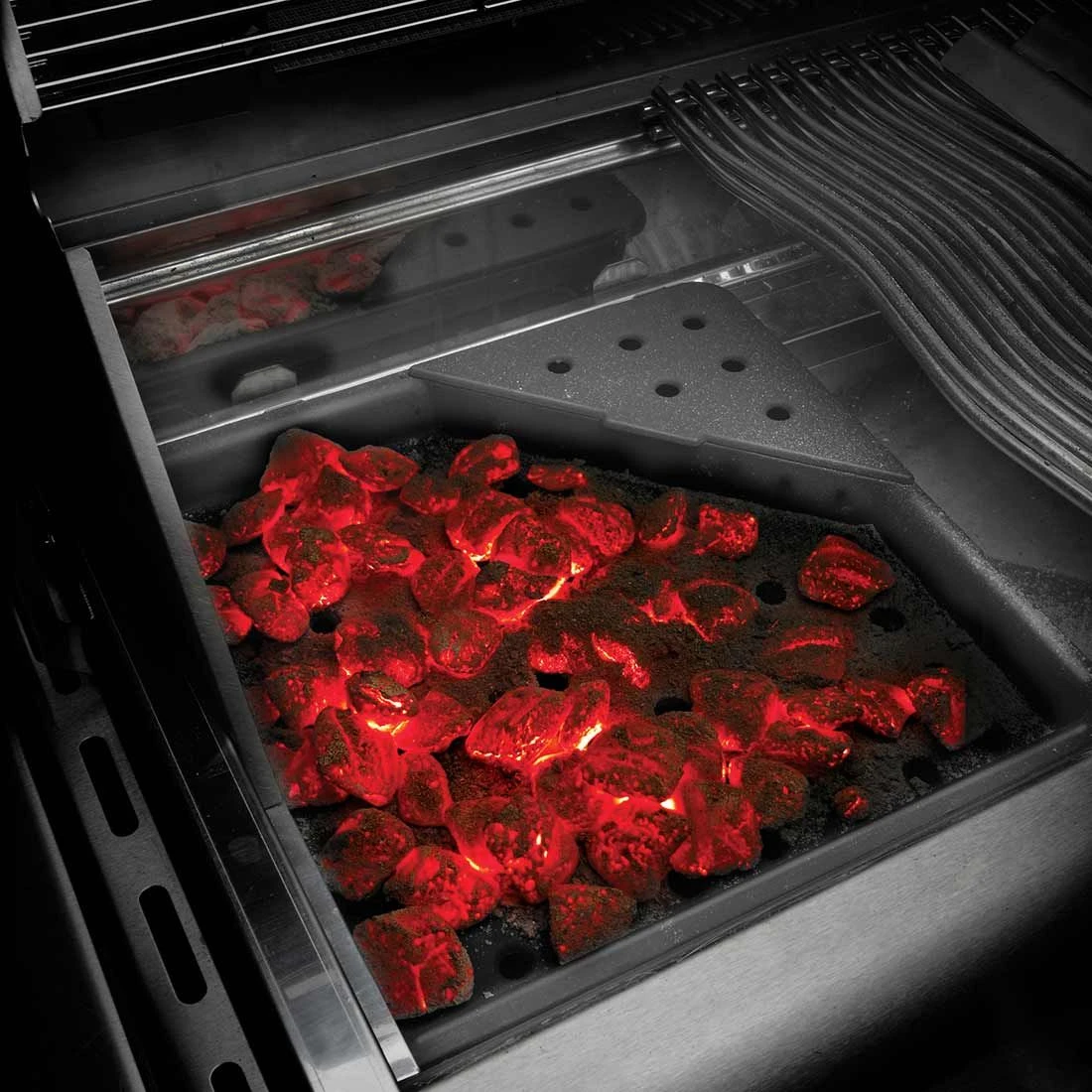 Napoleon Holzkohleeinsatz + Räuchervorrichtung Gusseisen Grau - Image 5