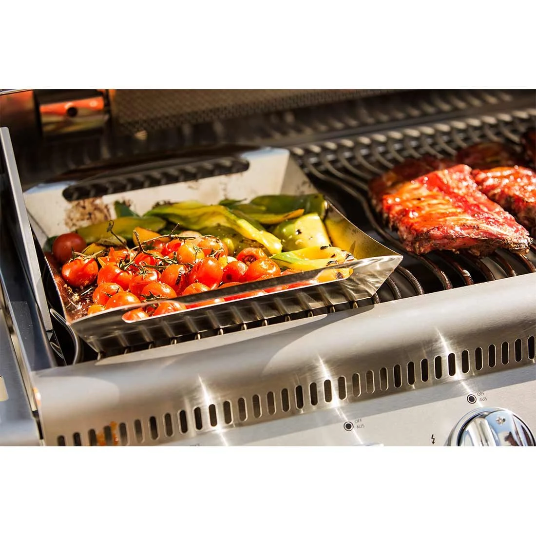 Napoleon PRO Edelstahl Gemüsekorb - Image 2