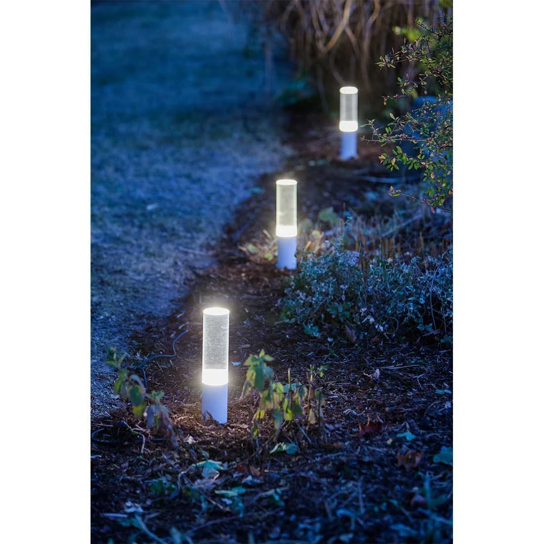 OUTLIV. Smart Light Starter-Set "3x Gartenleuchten Mit Dämmerungssensor" Silber/Schwarz - Image 7