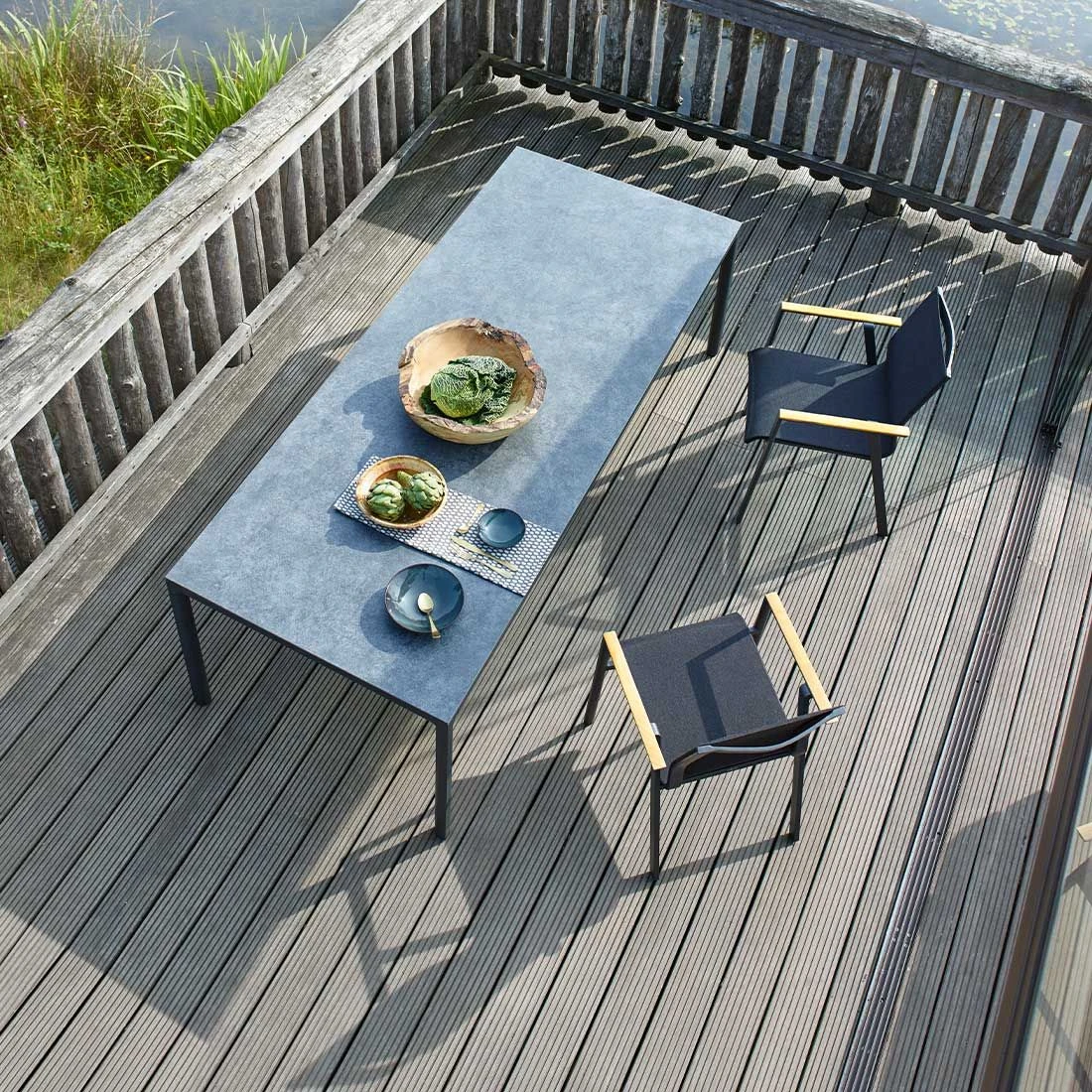 Solpuri Soul Stapelsessel Aluminium/Textilene/Teak Anthrazit/Coal - Image 8